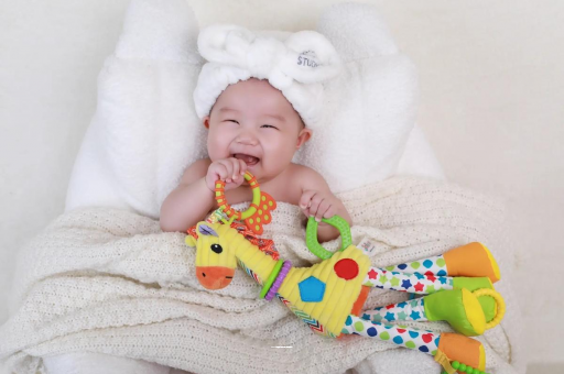 玉环怎么判断宝宝是否斜颈 玉环怎么判断宝宝是否斜颈